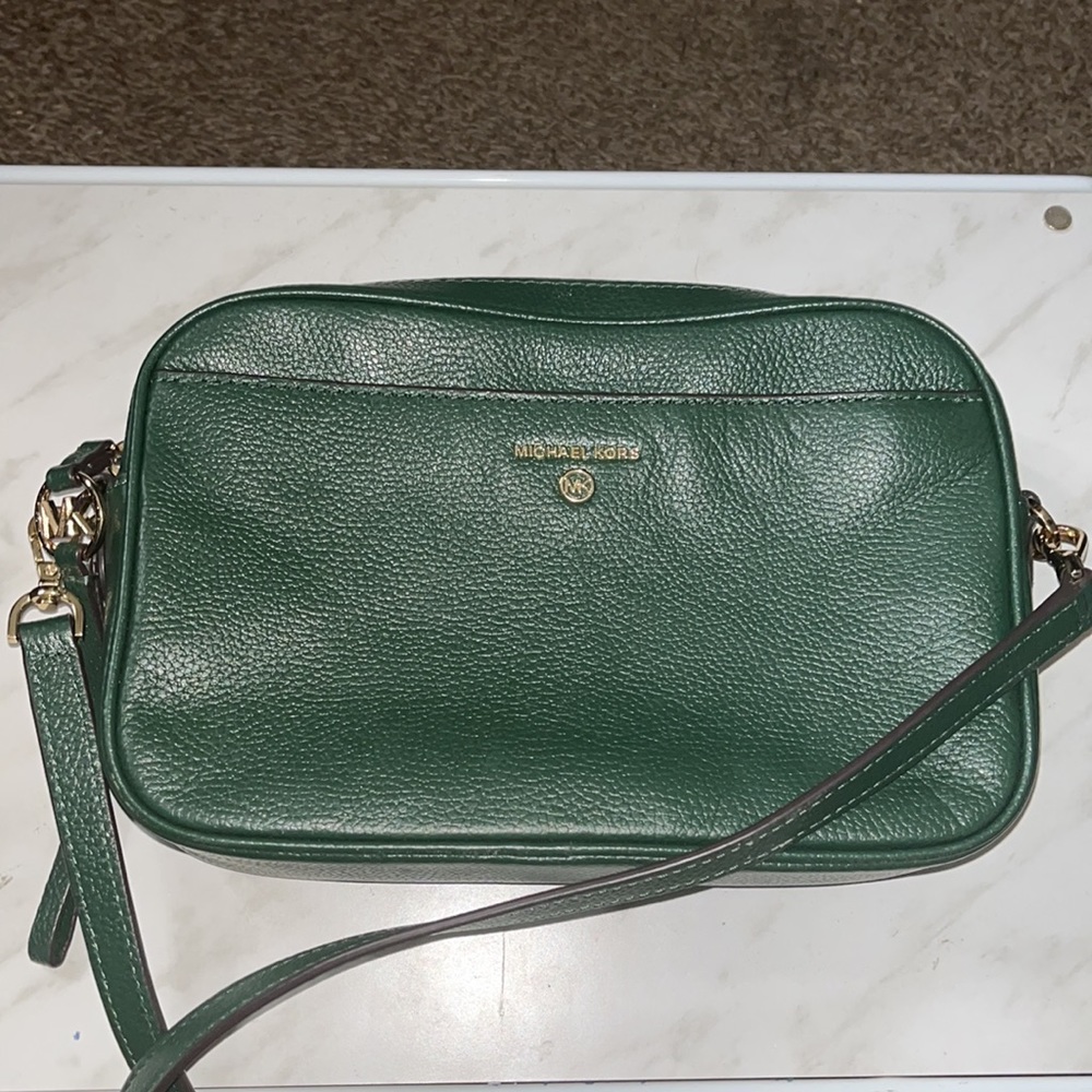 Michael Kors Jet Set Camera Crossbody